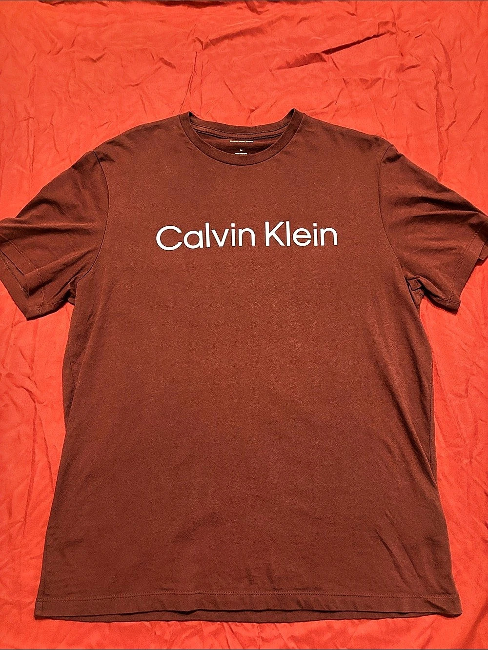Calvin Klein Short Sleeve Logo Tee in Brown Size Medium Like New